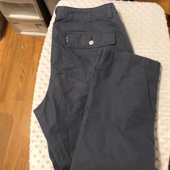 Levi's Pants - Levis Womens Sz 33 Dark Gray Pants 33" waist insea